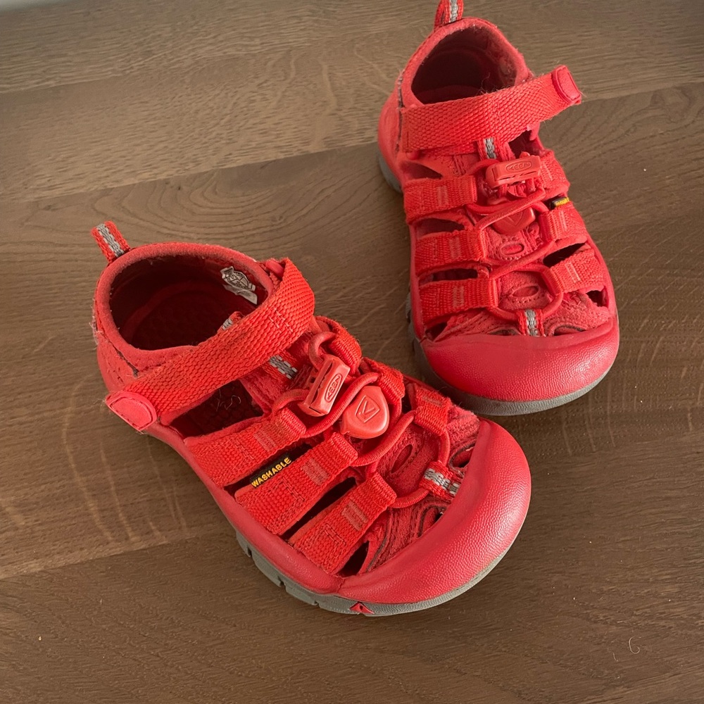 Red Keen Sandals, 9